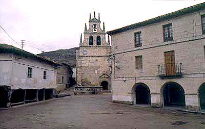 Iglesia y plaza Iglesia y plaza